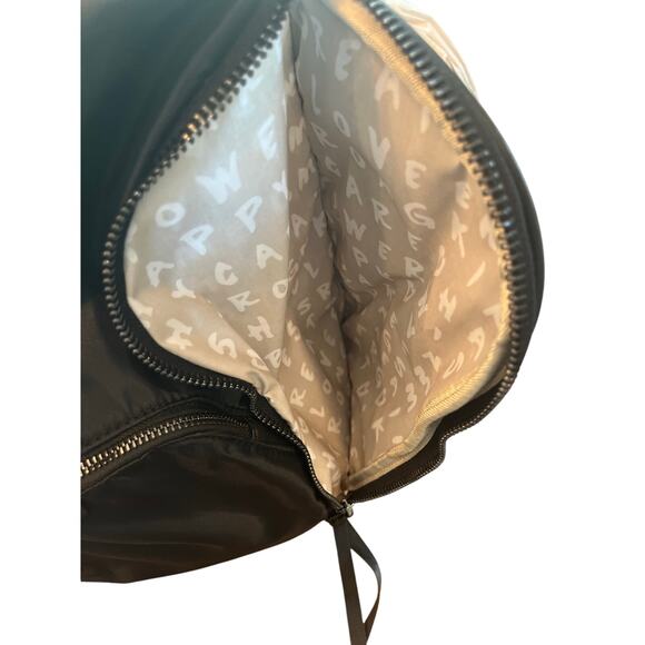 Host pick NWT Black on black backpack - Picture 8 of 15